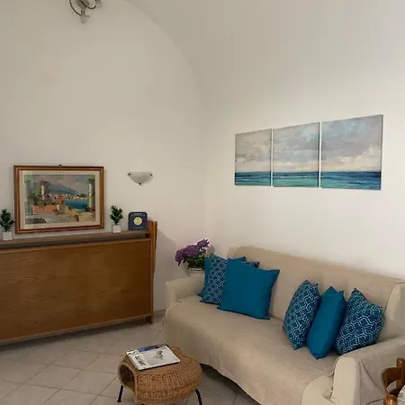 Casa Ilaria - In Piazzetta アパート カプリ
